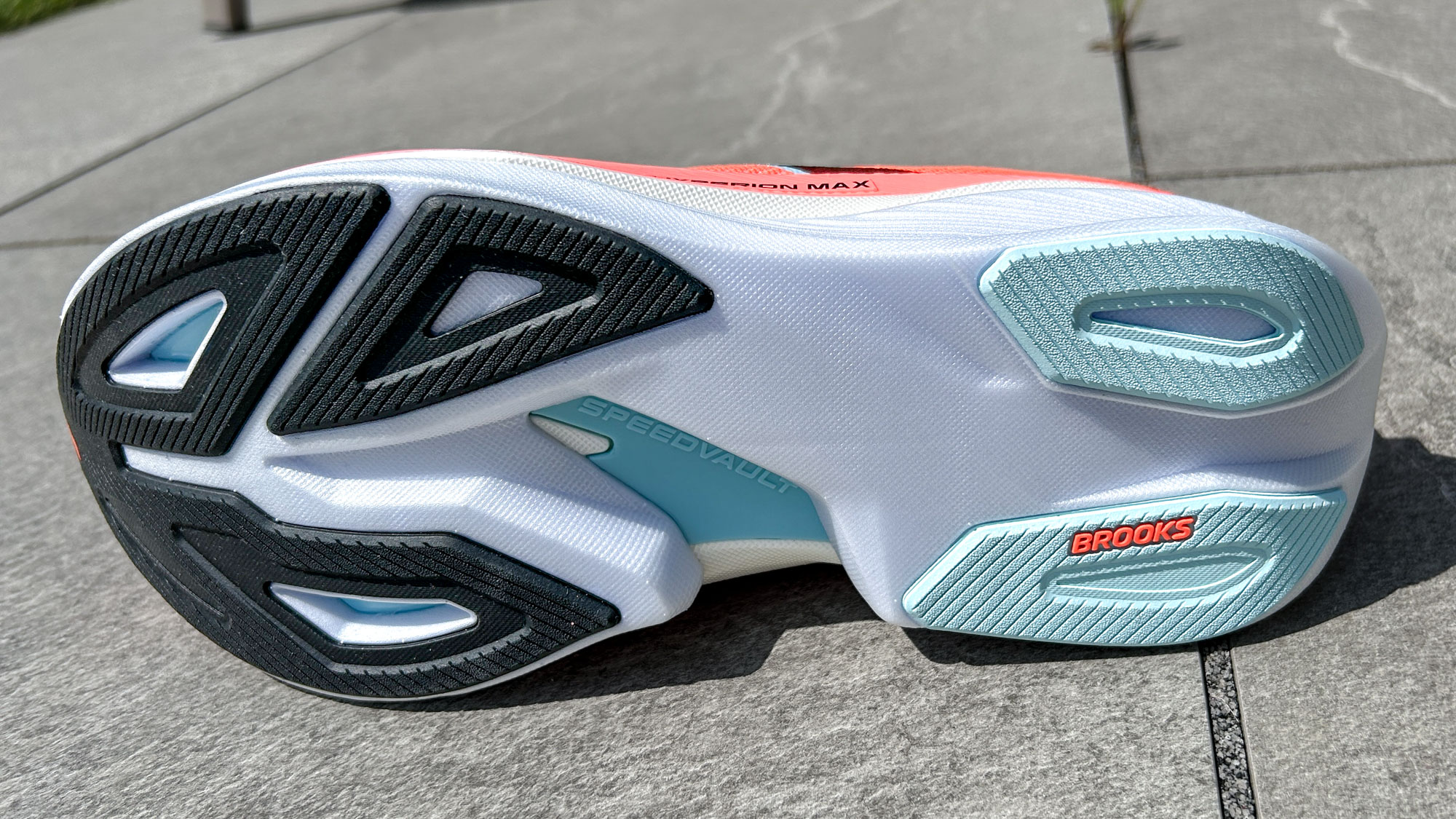 Brooks Hyperion Max 3