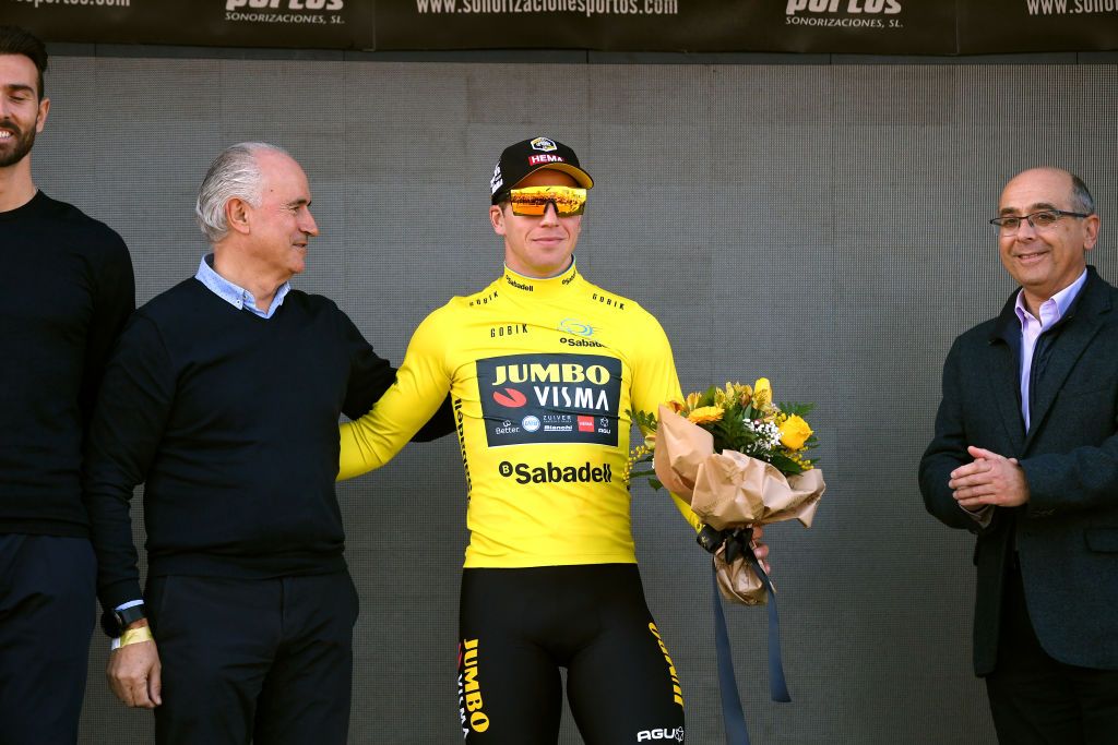 Dylan Groenewegen (Jumbo-Visma) wins Volta a la Comunitat Valenciana Stage 1, and take the yellow leader's jersey