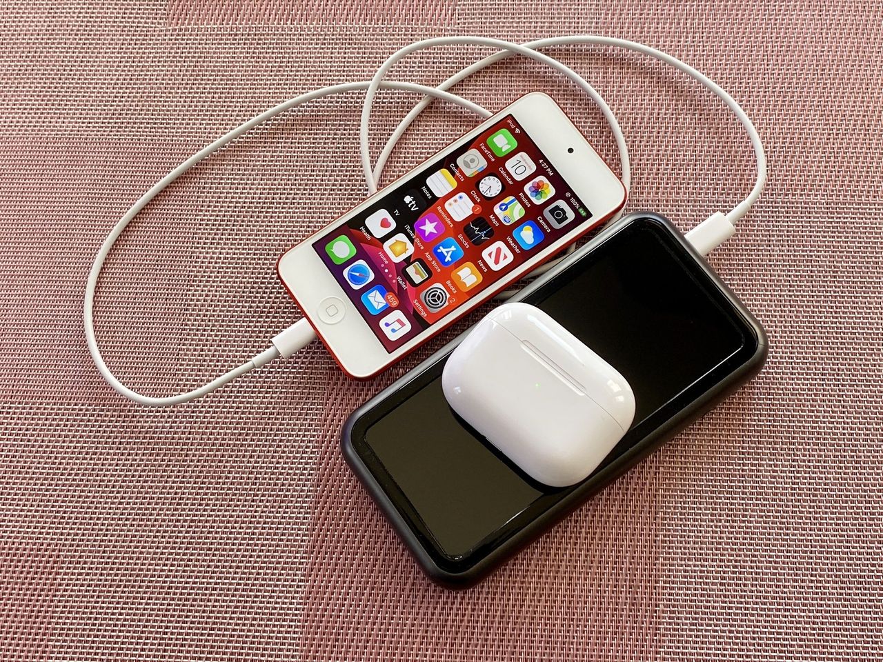 Mophie Powerstation Wireless Xl Charging Ipod Touch Airpods Pro