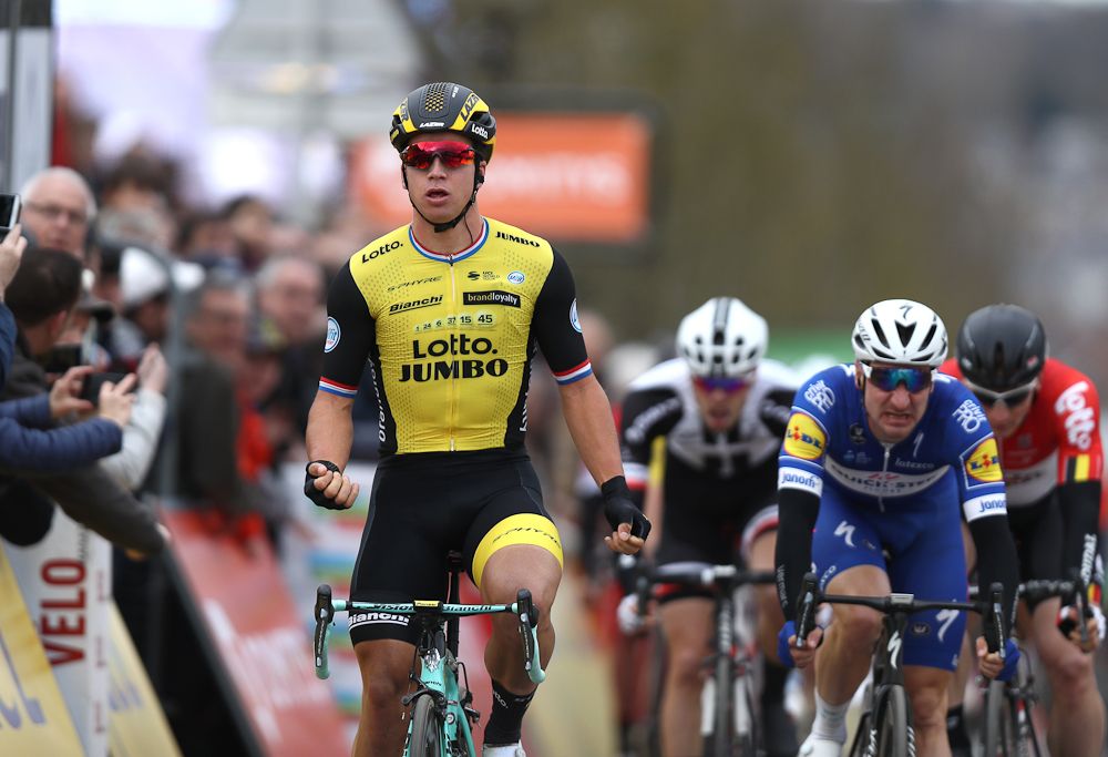 Dylan Groenewegen wins stage 2 at Paris-Nice