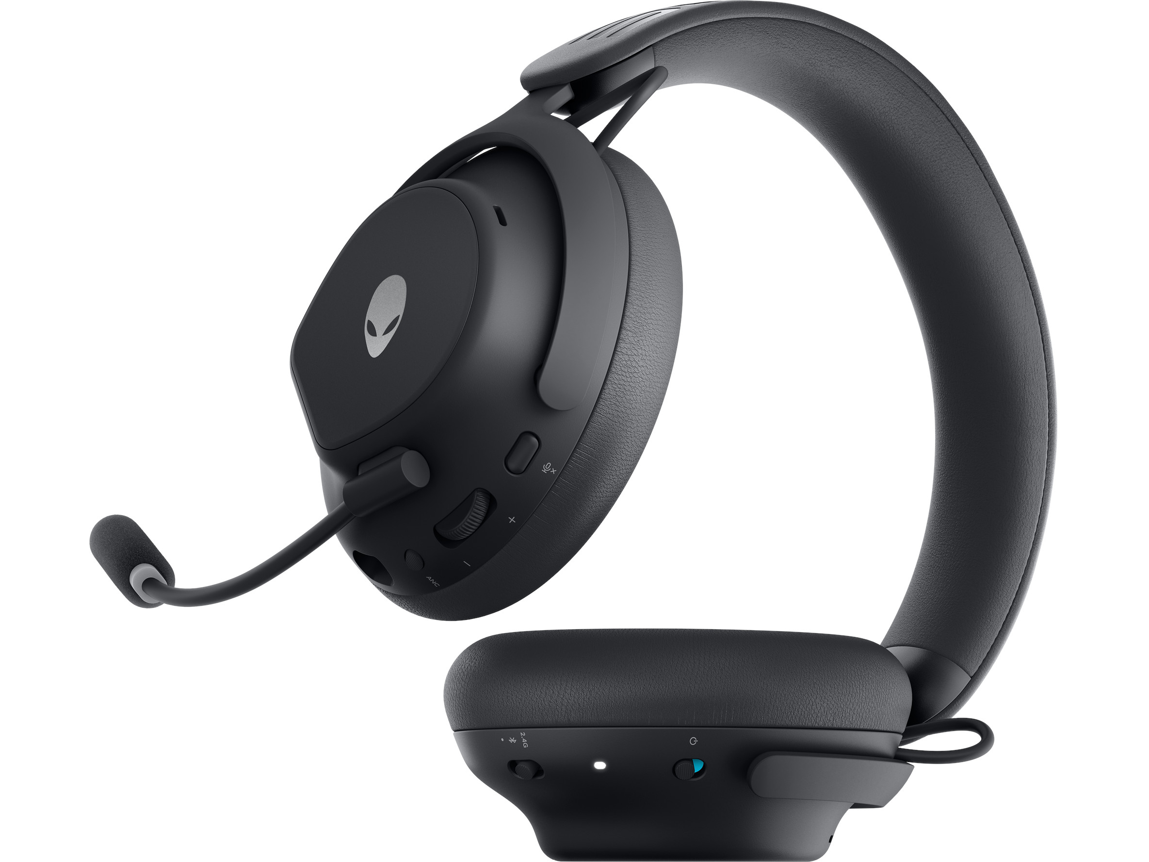 It took 18 months to create this esports-caliber Alienware headset, co-designed by gaming pros