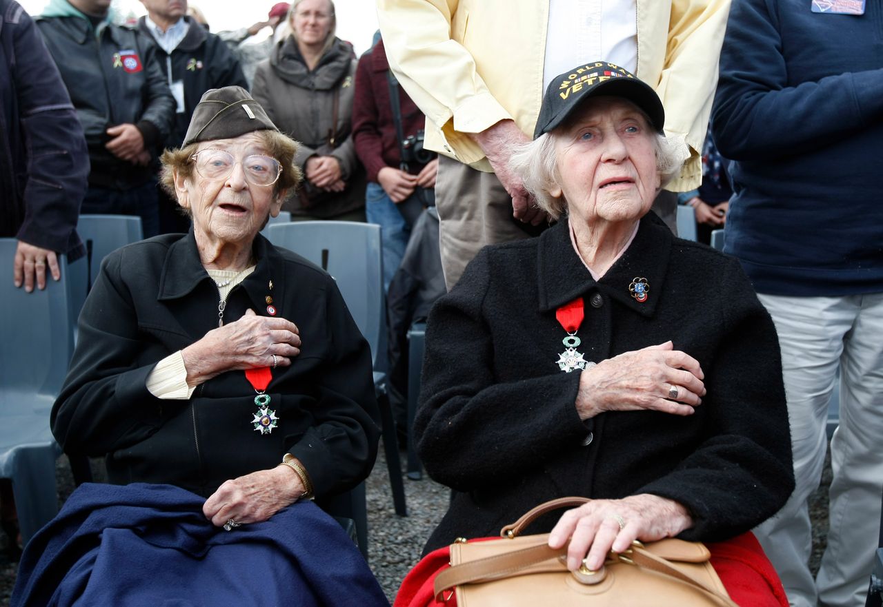 Ellan Levitsky, left, and Dorothy Levitsky.