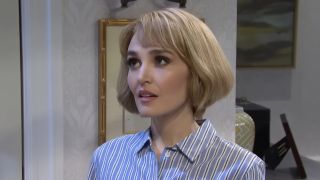 Chloe Fineman with short hair in "Cast Away" sketch in Saturday Night Live Season 49