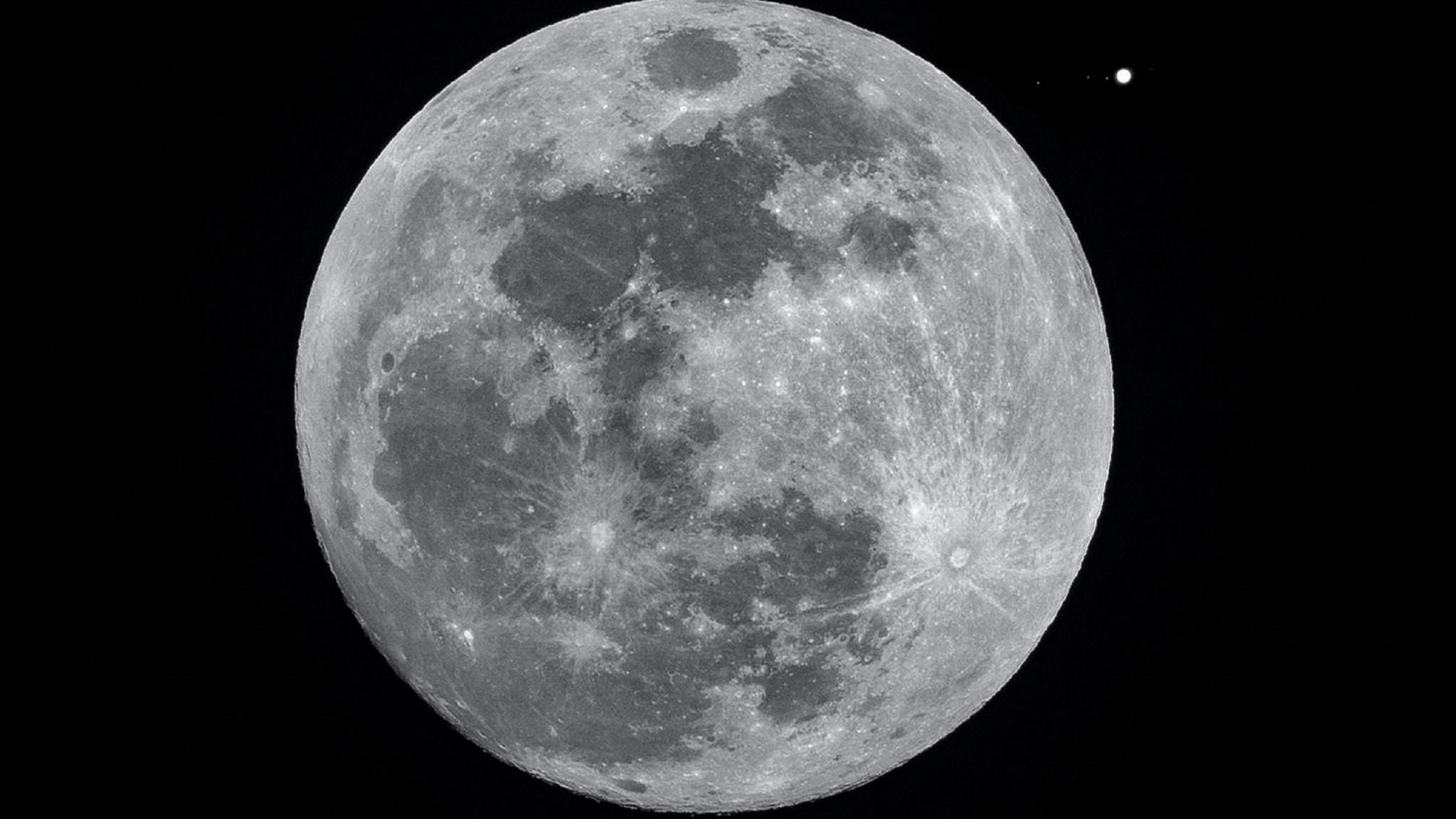Foto Bulan
