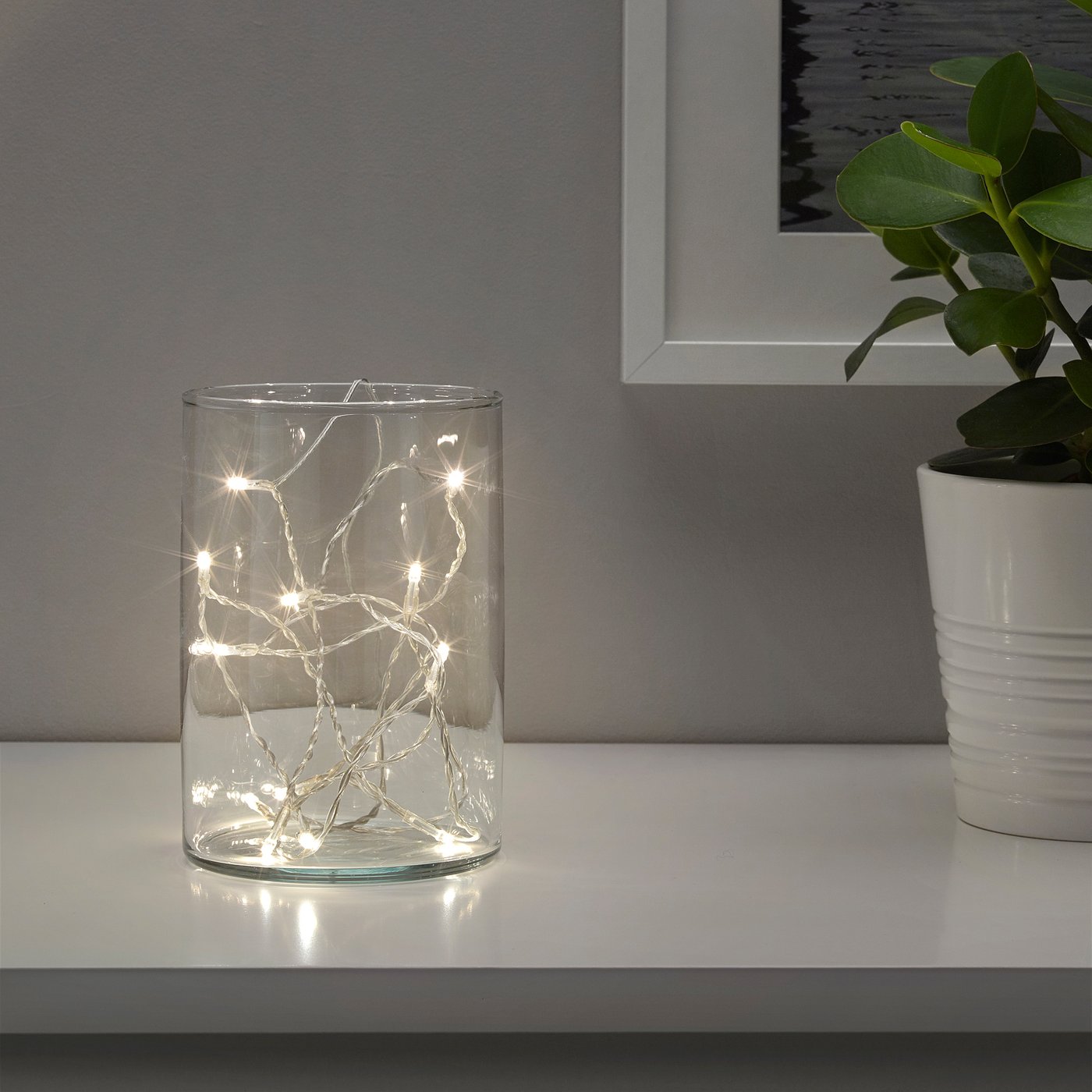 Ledfyr Led Lighting Chain With 12 Lights - Indoor/battery-Operated Silver-Colour