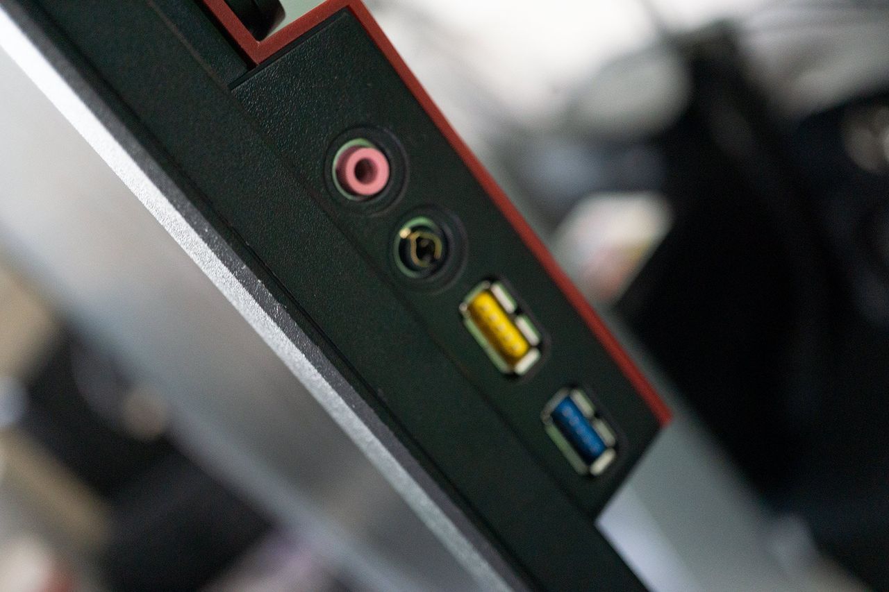 AOC AGON AG241QG