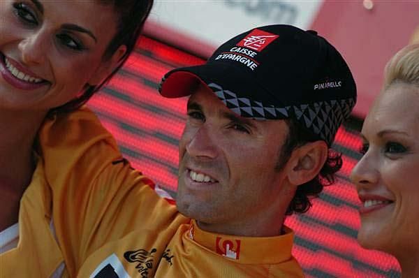 Alejandro Valverde (Caisse d'Epargne) on the podium