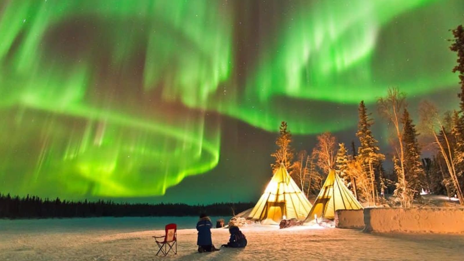 The 12 Best Places to See the Northern Lights Around the World Best place for northern lights