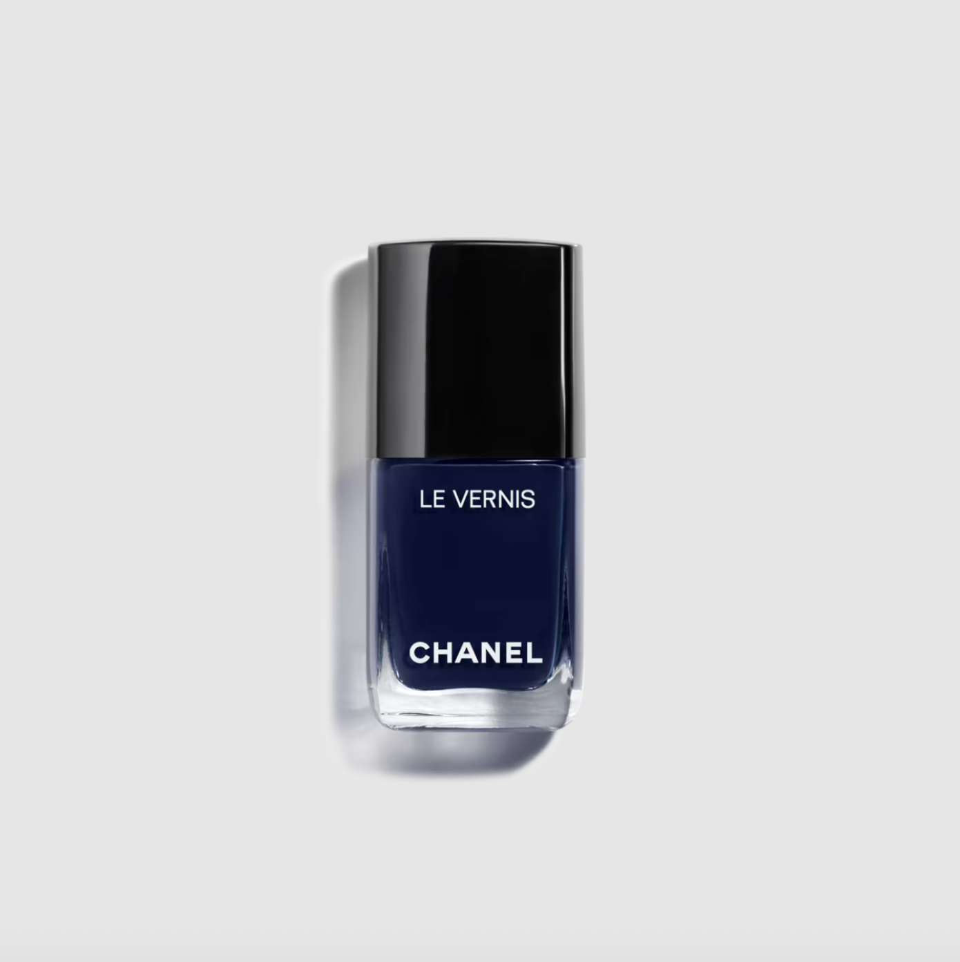 Chanel, Fugueuse