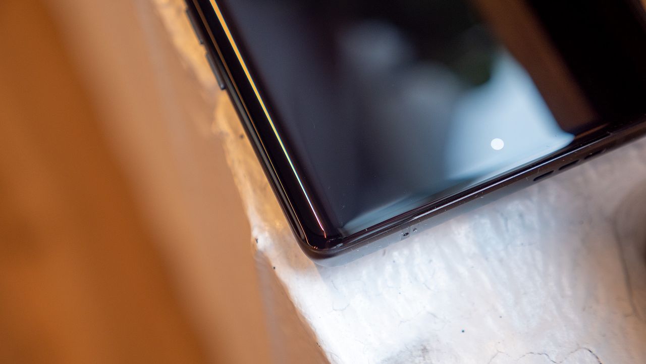 Hands-on with the Motorola Edge+ (2023) looking at the curved glass on the front