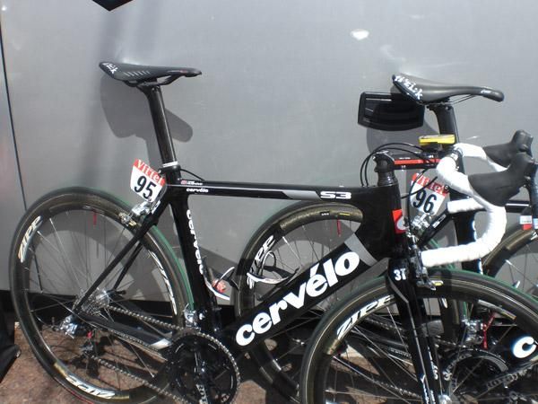 Thor Hushovd's bike waits for him outside the bus