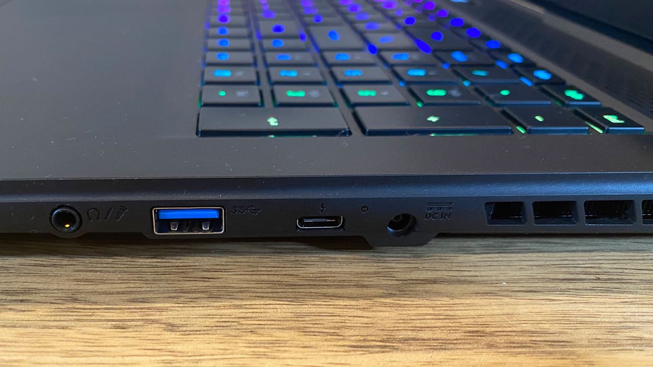 Gigabyte Aorus 17 XE4