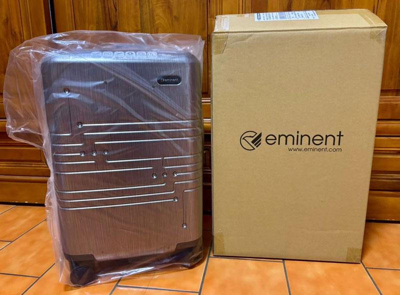 TSMC suitcase listings on Shopee Taiwan