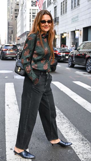 Katie Holmes crossing the street