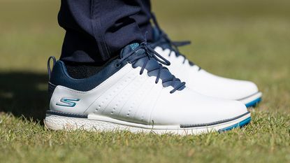 Golf shoes sketchers hotsell