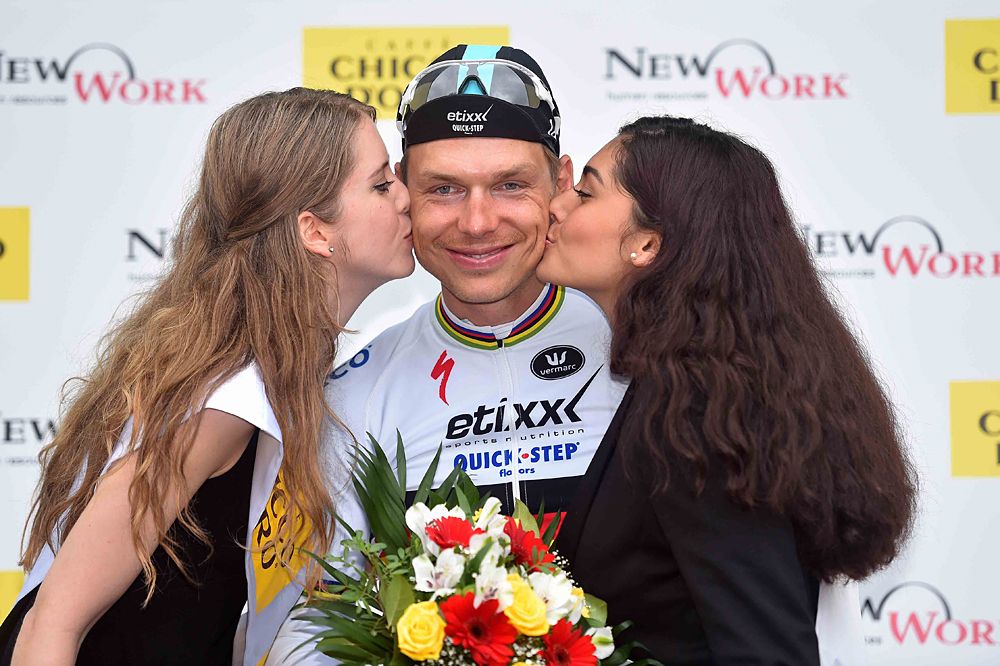 Podium kisses for Tony Martin (Etixx-QuickStep)