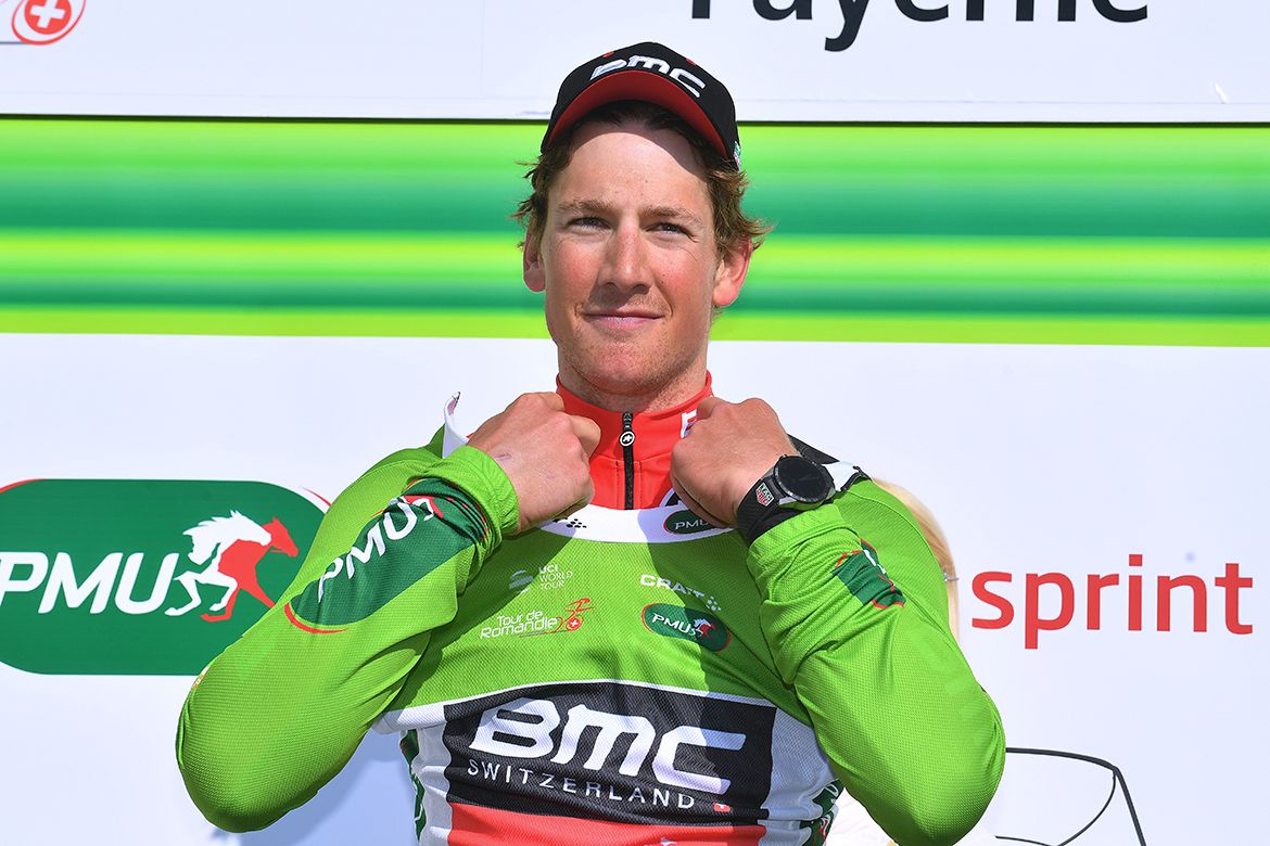 Stefan K&uuml;ng atop the Tour de Romandie podium in his points jersey