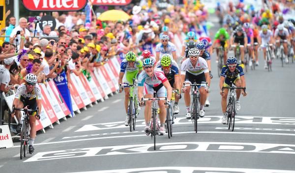 The sprint goes to Greipel, who edged past Cavendish to snatch the stage win