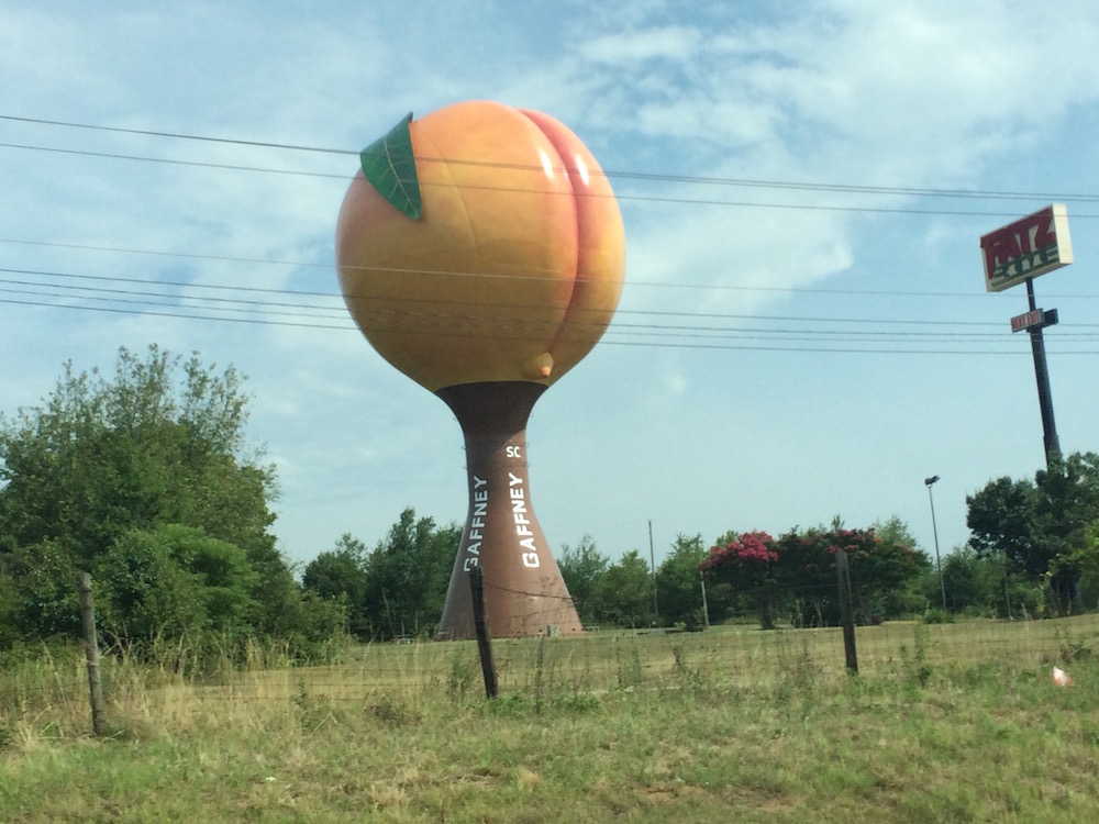 &#34;The Giant Peach&#34; water tower in Gaffney, South Carolina.