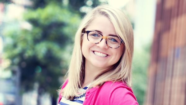 Eyewear, Glasses, Vision care, Sleeve, Shoulder, Outerwear, Happy, Street fashion, Magenta, Beauty,