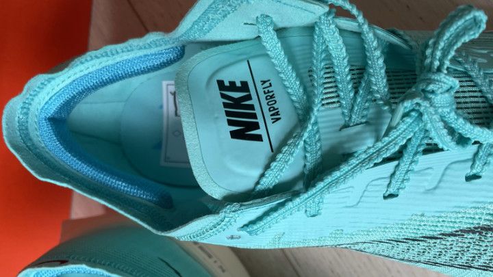 Nike ZoomX Vaporfly Next% 2