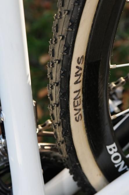 Dugast Rhino tyres, as opposed to the Challenge tubs of his son.
