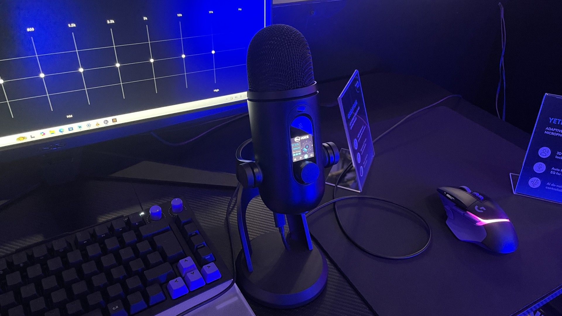A Logitech Blue Yeti 2 gaming mic.