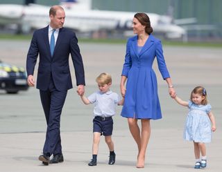 Kate Middleton perfect - Prince William, Duke of Cambridge and Catherine Duchess of Cambridge with their chlidren (daughter Princess Charlottet and son Prince George) in Warsaw, Poland on 19 July 2017