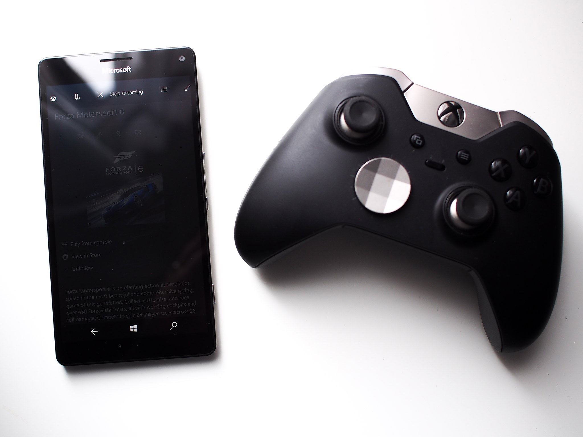 Xbox accessories app. Xbox one Phone. Xbox Stream. Игровая консоль на виндовс 10. Xbox mobile app.