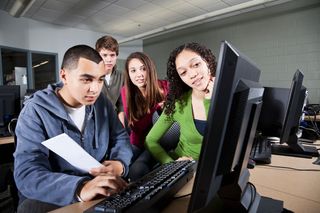 5 Ways Curriculum and Technology Leads Can Better Work Together to Support Students