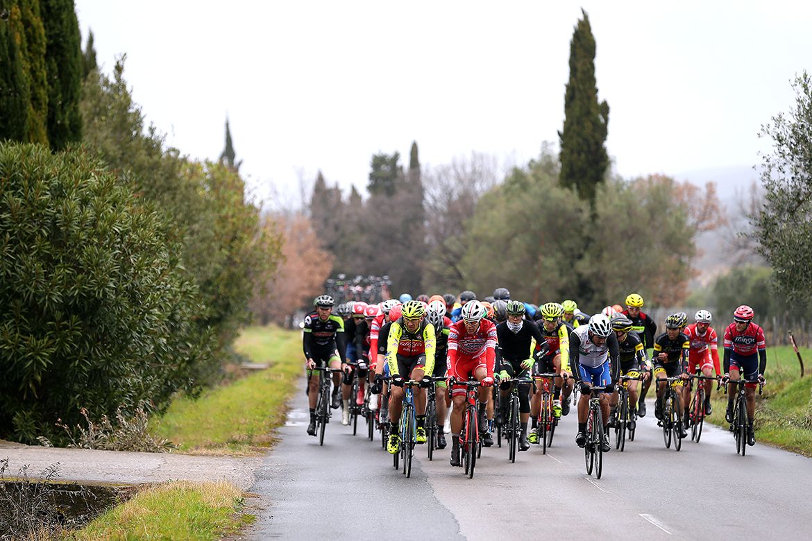 The peloton rode 190.6km from San Vincenzo to Donoratico Sunday at the G.P. Costa degli Etruschi