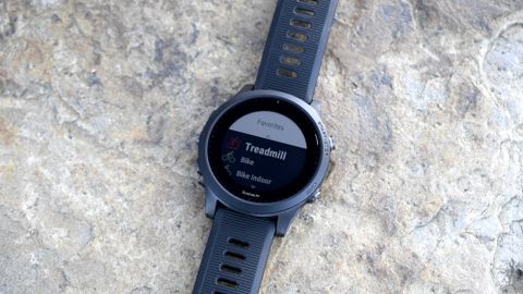 Garmin Forerunner 945 recensione