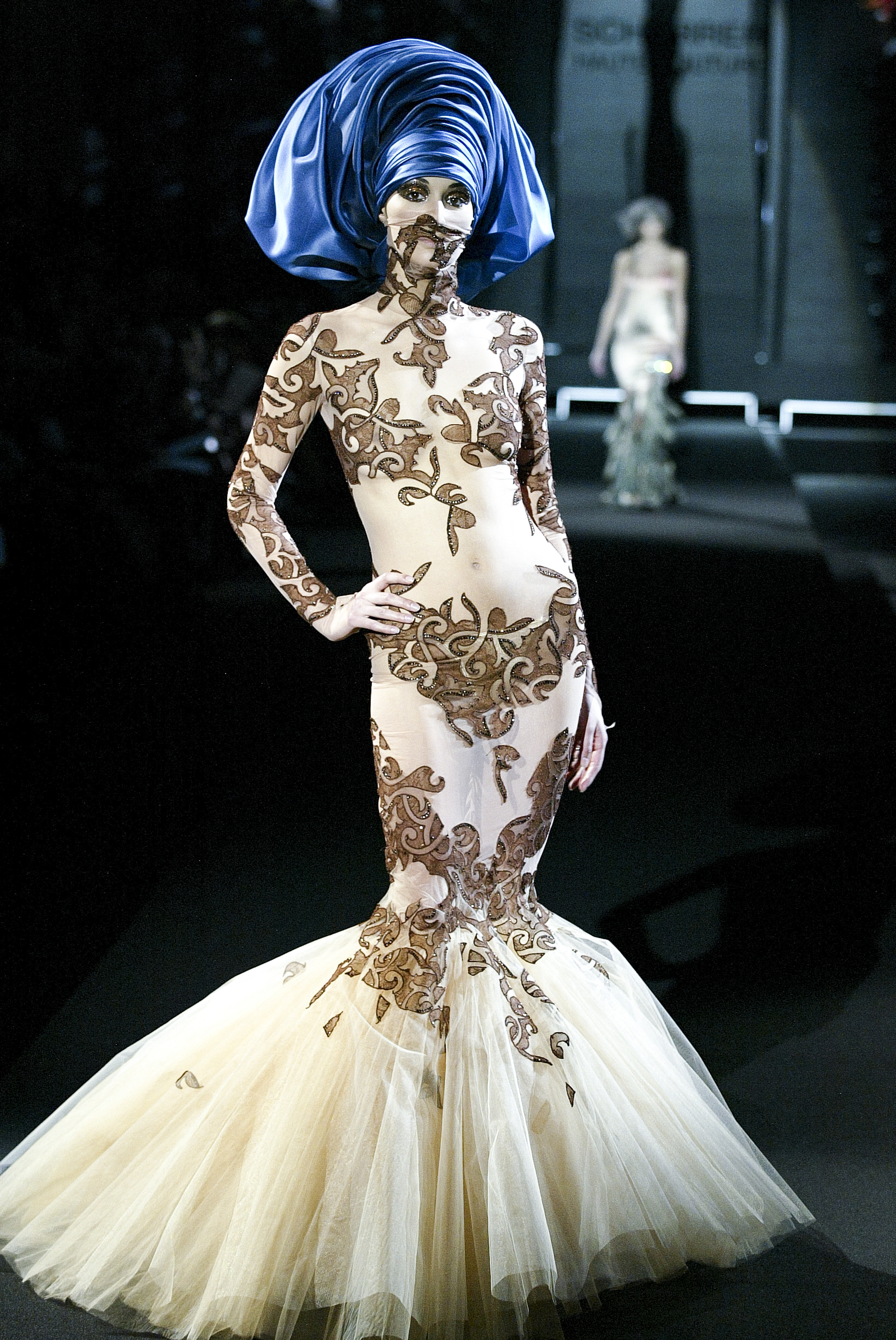 Jennifer Lopez's gown on the Jean-Louis Scherrer runway