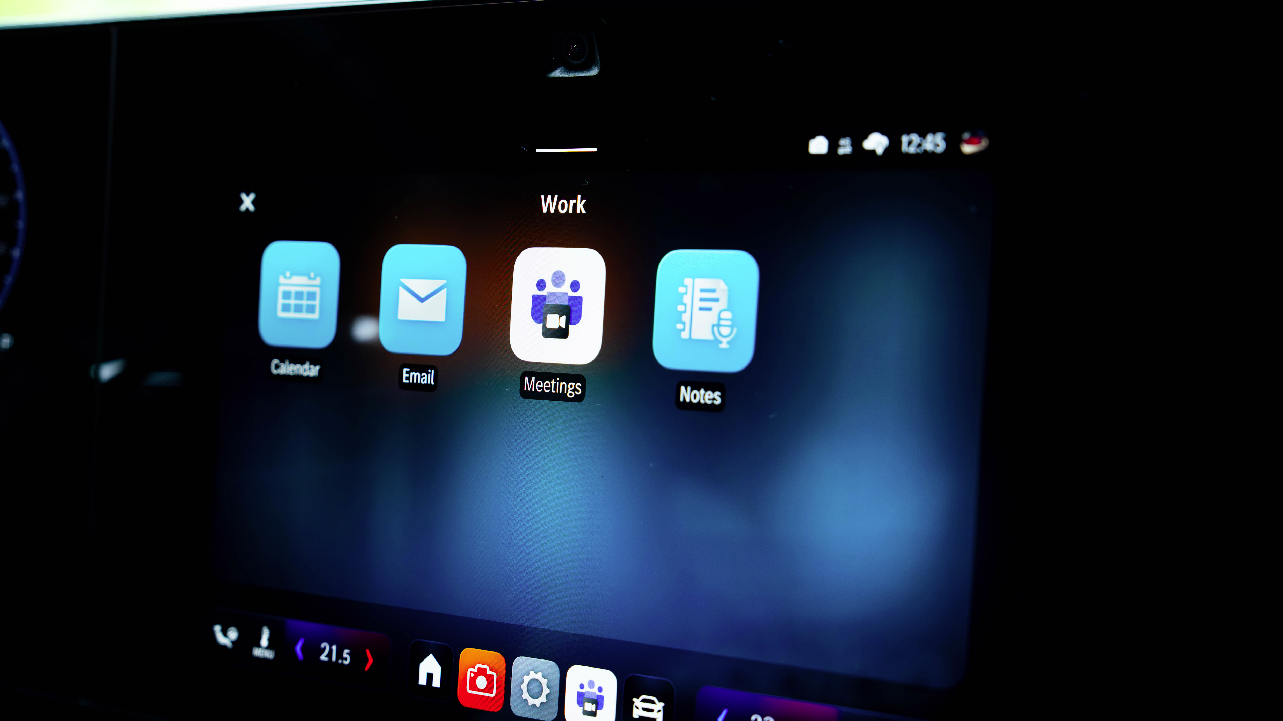 The Teams meetings apps on Mercedes-Benz in-car display.