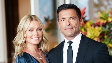 Kelly Ripa and Mark Consuelos
