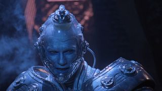 Arnold Schwarzenegger, as Mr. Freeze, freezes pipes to explode in Batman and Robin