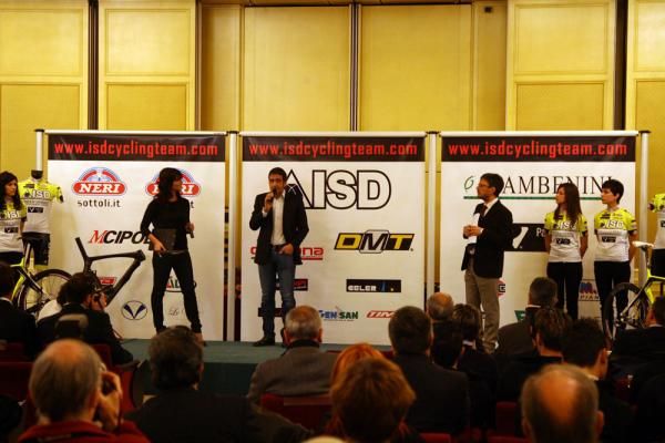 Italian team coach Franco Ballerini was one of a host of individuals from the Italian cycling world to attend the presentation