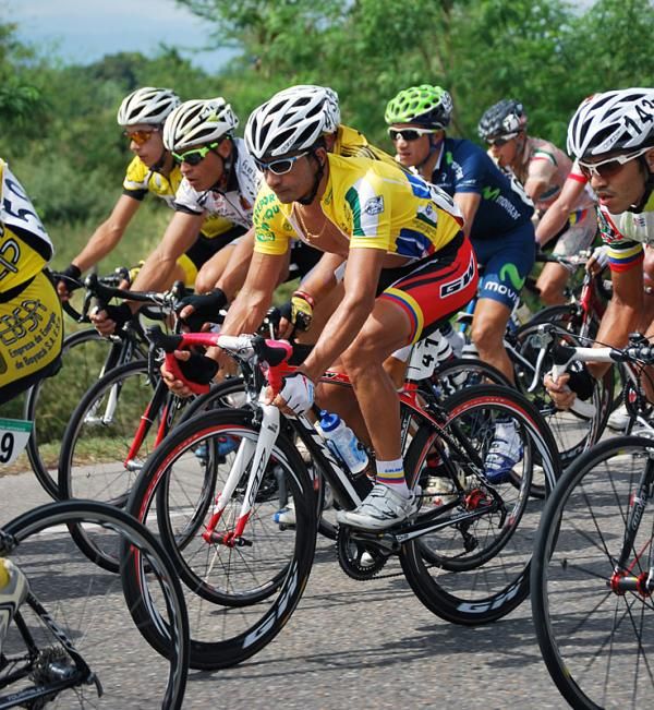 Race leader Felix Rafael Cardenas (GW Shimano-Chec-Edeq-Envia)