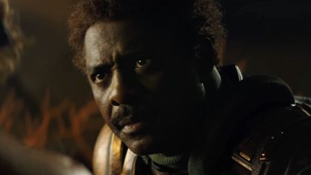 Idris Elba as Man-At-Arms, without helmet on, in Masters of the Universe