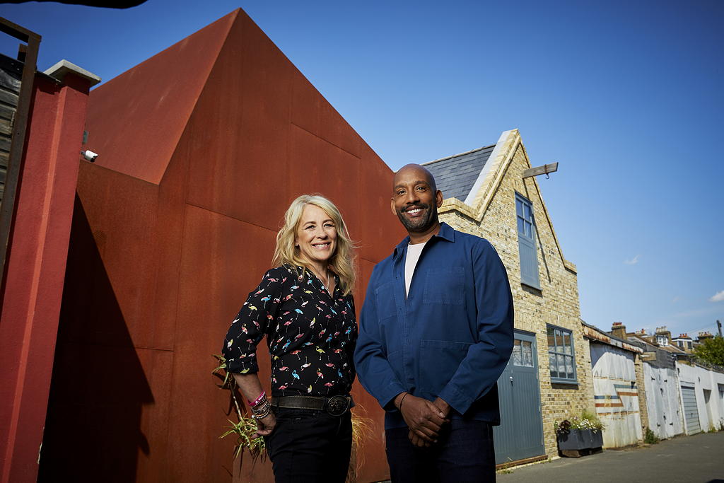 TV tonight Sarah with architect Damion.