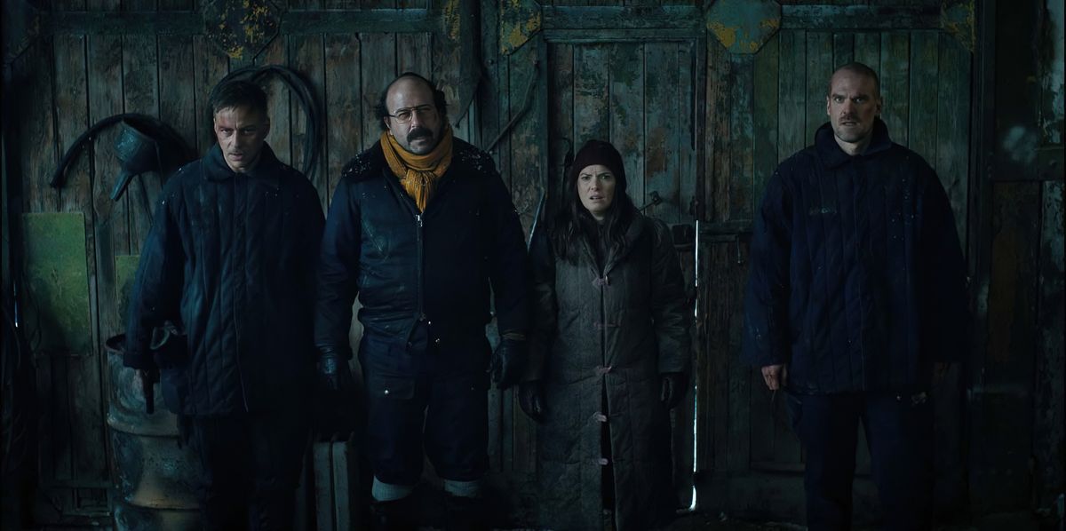 Tom Wlaschiha (Dmitri Antonov), Brett Gelman (as Murray), Winona Ryder (as Joyce) and David Harbour as Hopper in a press image for Stranger Things 4