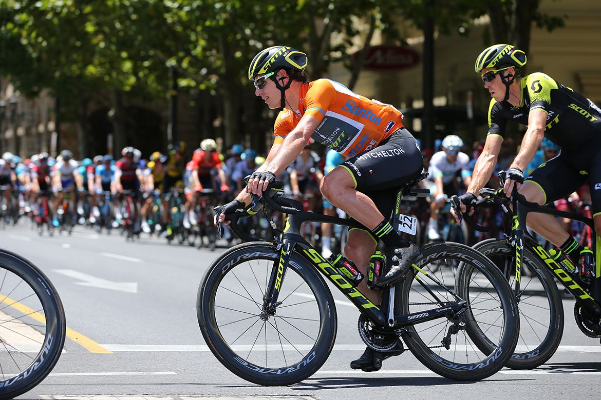 Daryl Impey (Mitchelton-Scott) on course