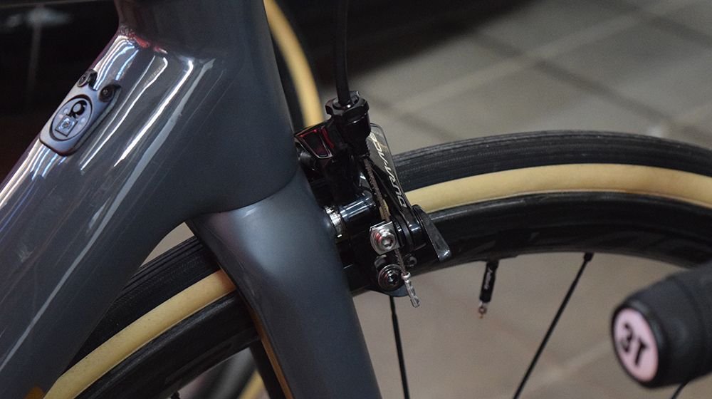 A close look at the direct mount Dura-Ace R9100 front brake