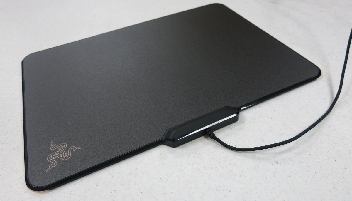 Razer Firefly Light-up Mouse Mat review | Windows Central