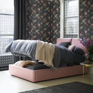 Ottoman bed