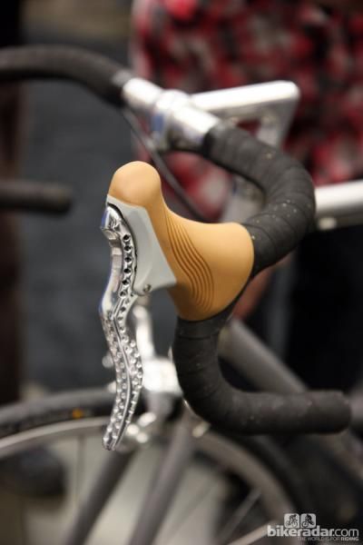 Tektro is a name often associated with less expensive brake options but these levers have a distinctly classic look.