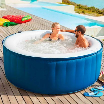 whirlpool hot tub