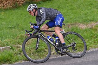 Daniel Martin – then with Etixx-QuickStep – in some prototype Mavic Comete Ultimate shoes on stage 20 of the 2016 Tour de France
