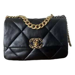 Chanel, Chanel 19 Leather Handbag