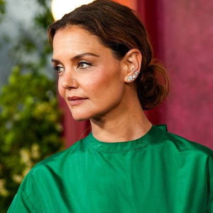 Katie Holmes at the 2025 Tony Awards wearing a colorblocked Prada outfit